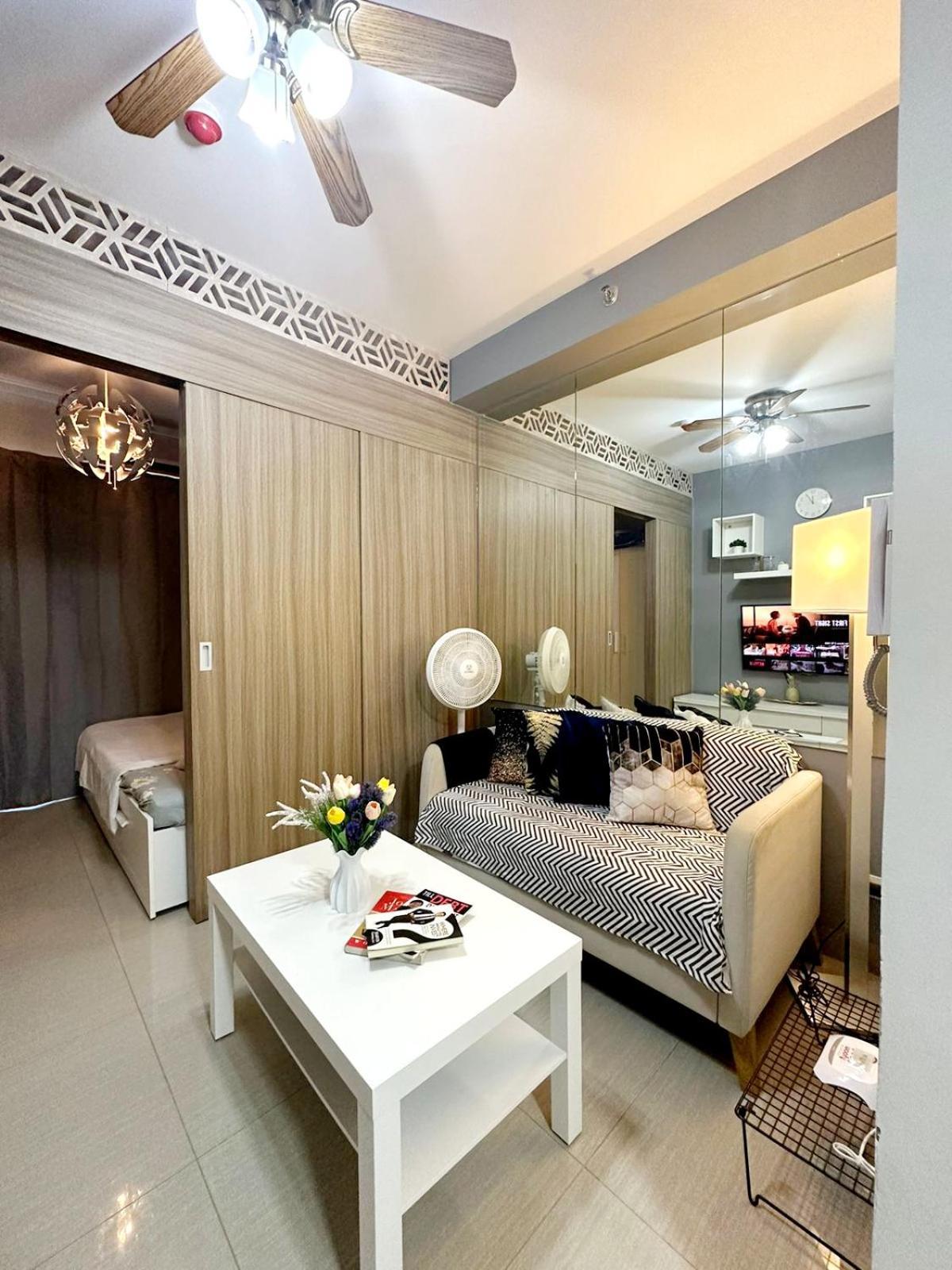 Fully Equipped 1Br Condo At Shore2 Near To Moa Манила Экстерьер фото